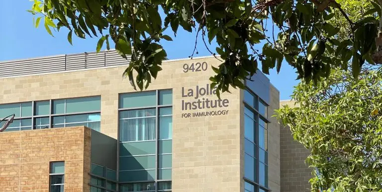 Photo of the LJI building in San Diego