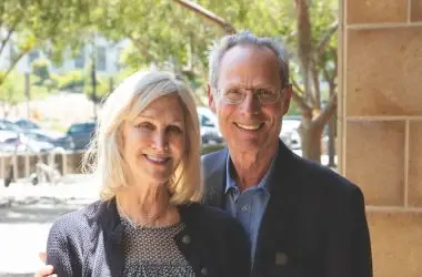 Photo portrait of LJI supporters Barbara and Ken Magid